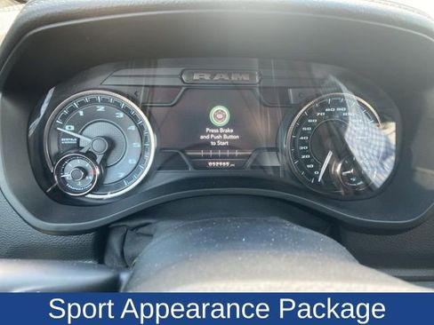 Used 2022 RAM 1500 Laramie w/ G/T Package image 9