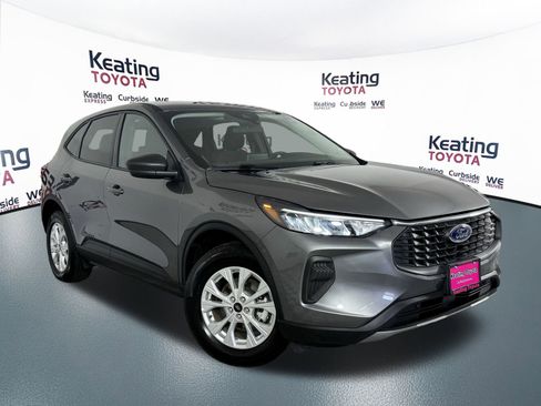 Used 2025 Ford Escape Active image 3
