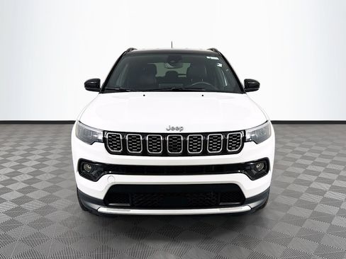 Used 2025 Jeep Compass Limited AWD/4WD image 2