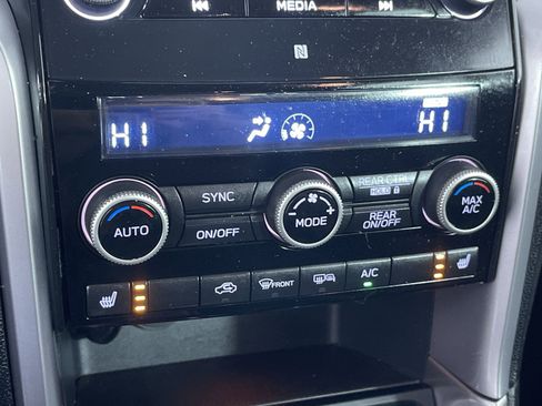 Used 2019 Subaru Ascent Limited w/ Popular Package #3 image 21