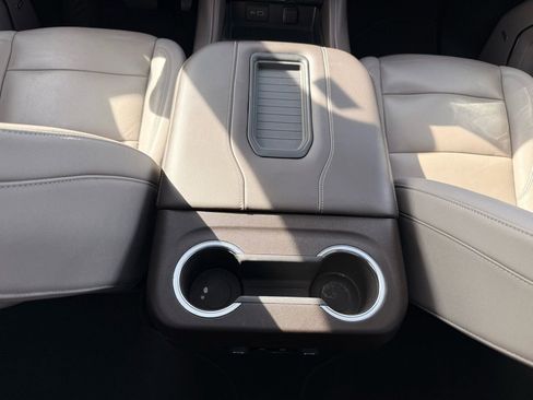 Used 2023 Chevrolet Tahoe LT w/ Luxury Package image 31