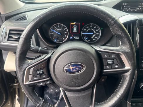 Used 2022 Subaru Ascent Limited AWD/4WD image 11