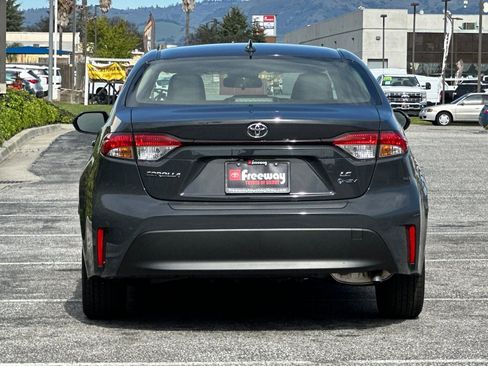 New 2026 Toyota Corolla LE image 5