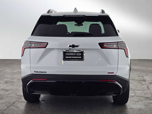New 2026 Chevrolet Equinox RS w/ LPO, Floor Liner Package FWD image 4