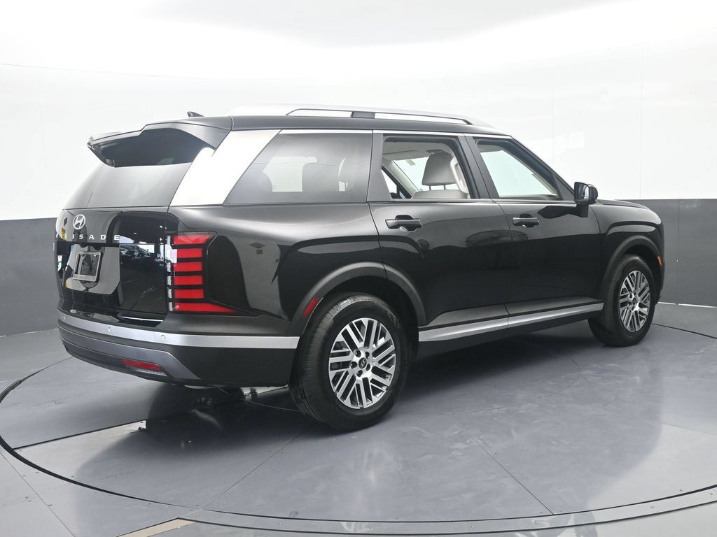 Used 2026 Hyundai Palisade SEL FWD image 6