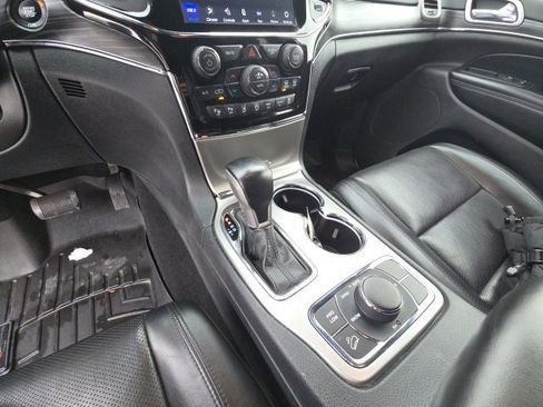 Used 2020 Jeep Grand Cherokee Limited w/ Luxury Group II image 13