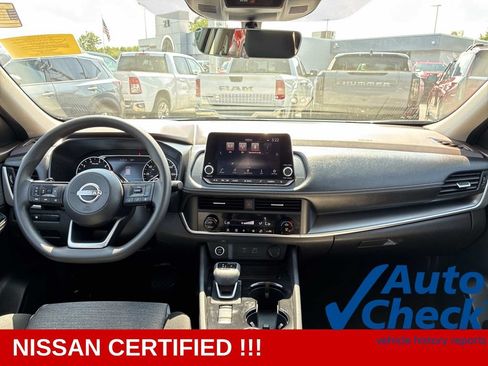 Used 2023 Nissan Rogue SV AWD/4WD image 16