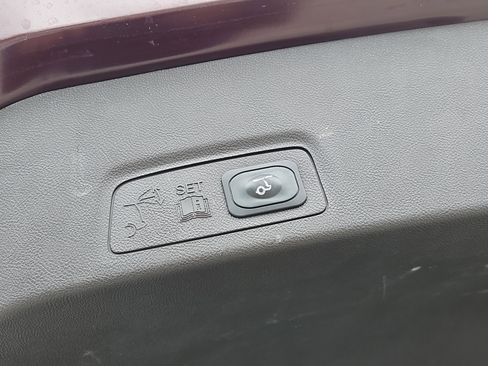 Used 2019 Lincoln MKC Select w/ Select Plus Package image 7