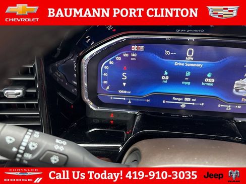 Used 2025 Chevrolet Silverado 2500 LTZ w/ LTZ Convenience Package AWD/4WD image 17