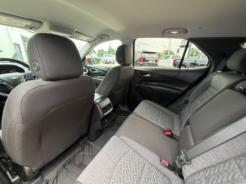 Used 2023 Chevrolet Equinox LT FWD image 24