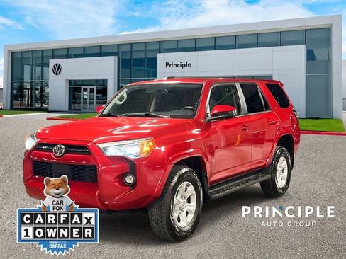 Used 2024 Toyota 4Runner SR5 image 1
