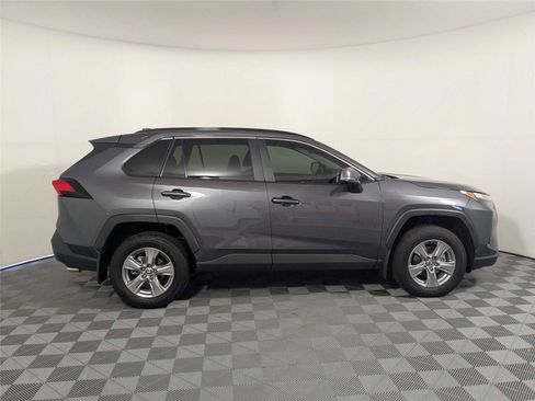 Used 2025 Toyota RAV4 XLE w/ Convenience Package AWD/4WD image 5