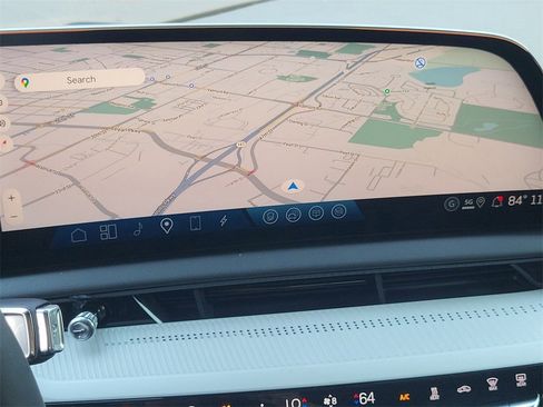 New 2025 Cadillac Optiq Luxury 1 image 18