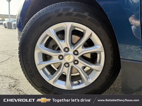 Used 2020 Chevrolet Equinox LT FWD image 10
