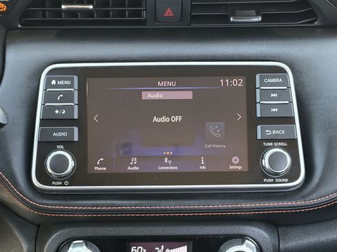 Used 2020 Nissan Kicks SR FWD image 21