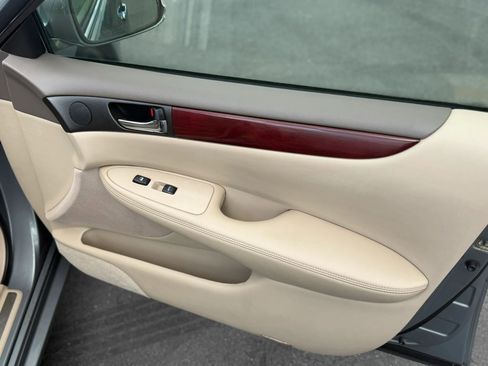 Used 2002 Lexus ES 330 FWD image 27
