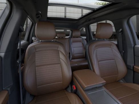 New 2026 Lincoln Nautilus Reserve w/ Jet Appearance Package image 32