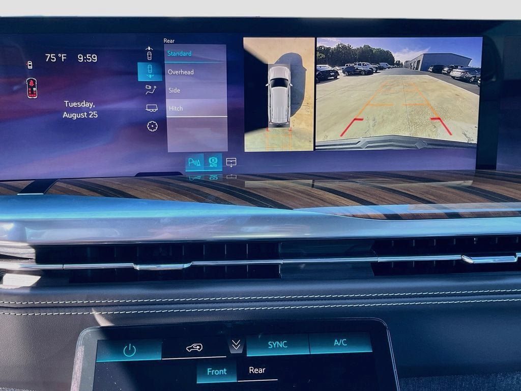 New 2026 Cadillac Escalade Platinum Sport w/ LPO, ONYX Package AWD/4WD image 24