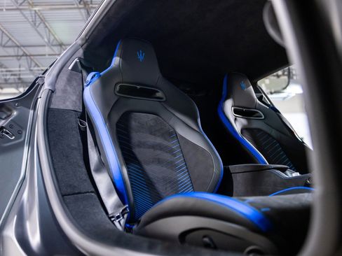 Used 2022 Maserati MC20 Coupe image 33