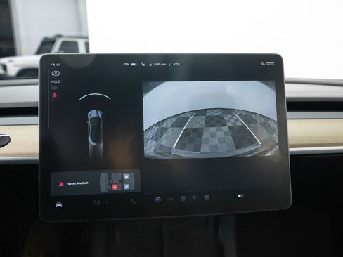 Used 2021 Tesla Model 3 Standard Range image 33