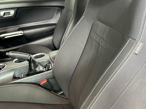Used 2021 Ford Mustang Coupe image 23