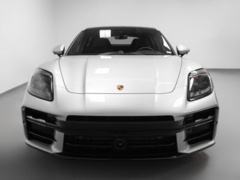 Certified 2025 Porsche Panamera GTS AWD/4WD image 8