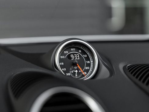 Certified 2024 Porsche 718 Boxster RWD image 29