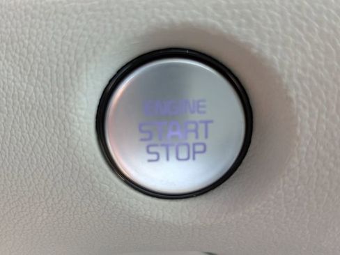 Used 2025 Kia Sorento SX FWD image 29