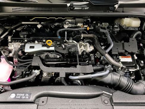 Used 2023 Toyota Prius Prime Premium w/ Advanced Technology Package image 10