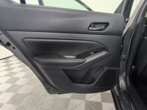 Used 2023 Nissan Altima 2.5 SV w/ SV Premium Package FWD image 21