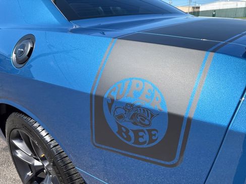 Used 2021 Dodge Challenger R/T Scat Pack RWD image 13