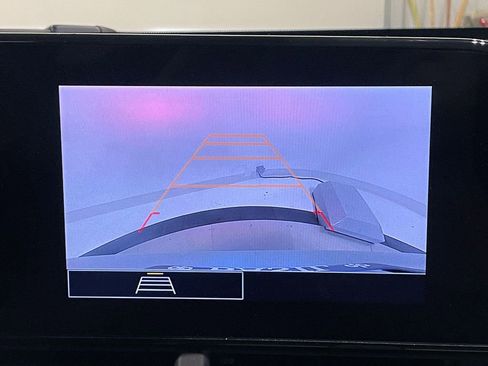 Used 2024 Chevrolet Trax RS w/ Sunroof Package image 4