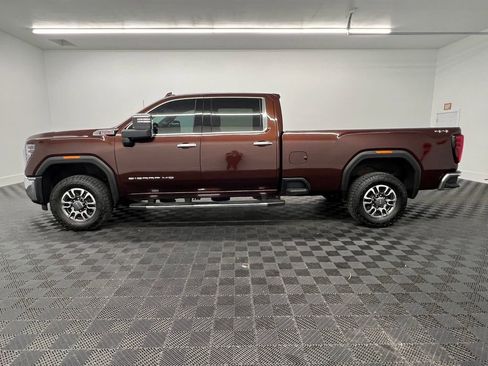 Used 2024 GMC Sierra 2500 SLT w/ SLT Convenience Package AWD/4WD image 2