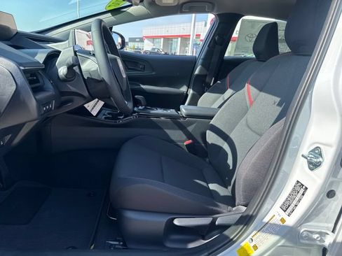 New 2026 Toyota Prius Plug-In Hybrid FWD image 13