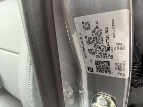 New 2026 GMC Canyon Elevation w/ Convenience Package image 30