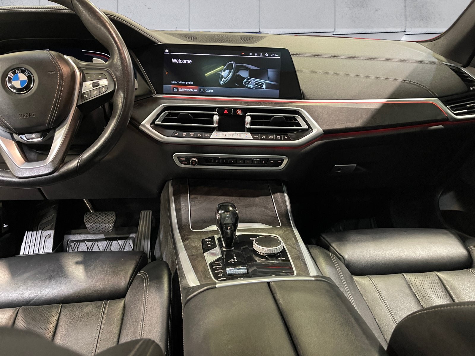 Used 2022 BMW X5 xDrive40i w/ Premium Package AWD/4WD image 11