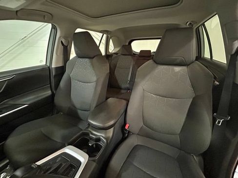 Used 2021 Toyota RAV4 XLE w/ Convenience Package AWD/4WD image 43