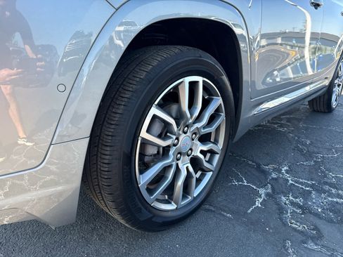 Certified 2023 GMC Terrain Denali w/ Denali Premium Package AWD/4WD image 9