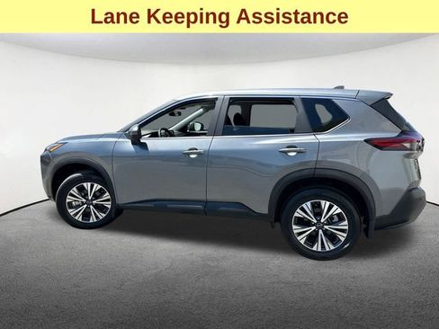 Used 2023 Nissan Rogue SV image 6