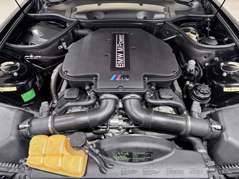 Used 2002 BMW Z8 RWD image 32