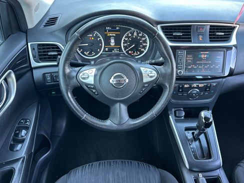 Used 2019 Nissan Sentra SV FWD image 14