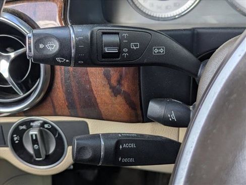 Used 2014 Mercedes-Benz GLK 350 2WD image 10