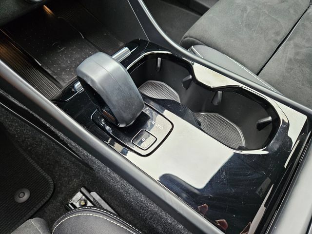 Certified 2023 Volvo C40 P8 Recharge Ultimate AWD/4WD image 28