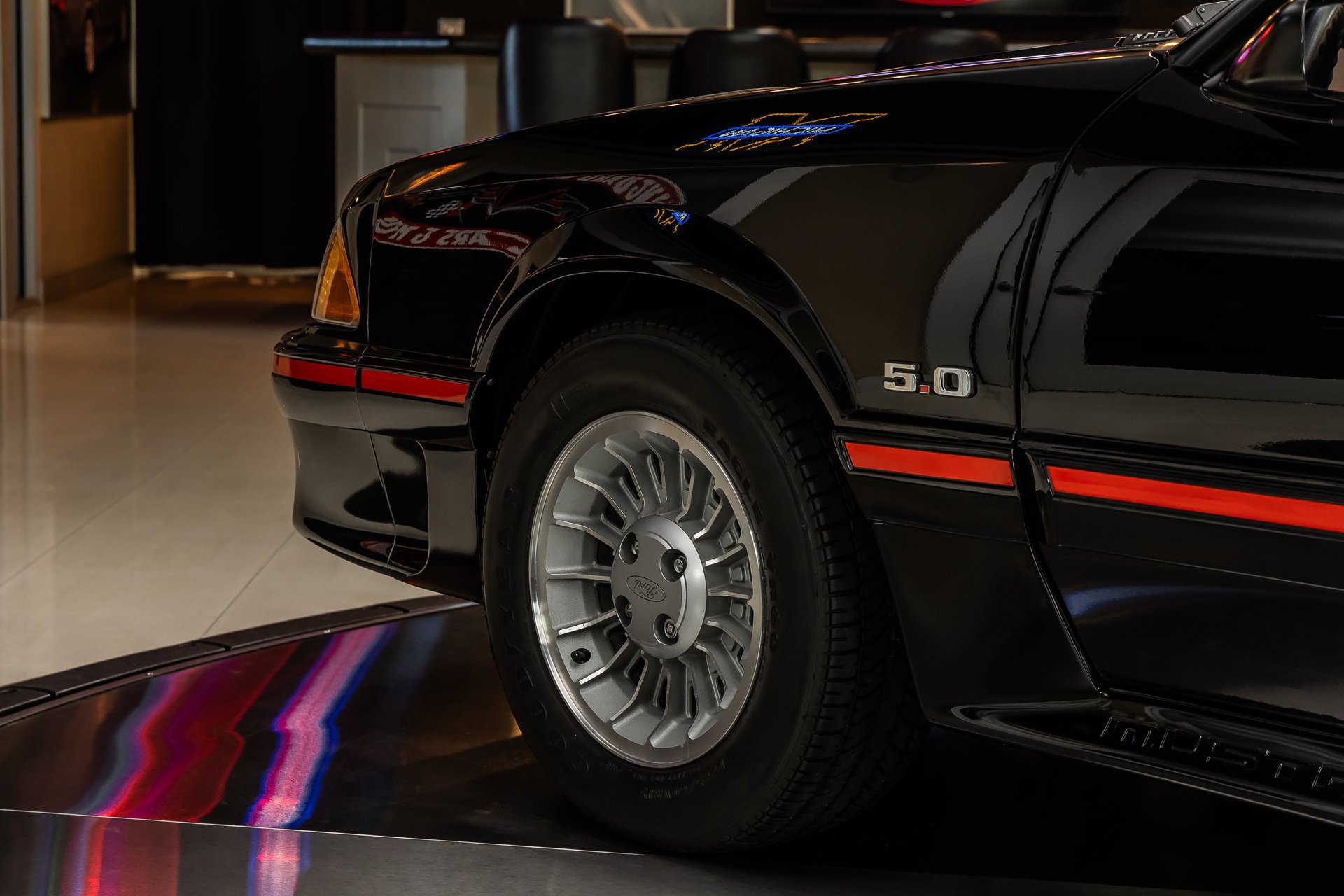Used 1987 Ford Mustang GT RWD image 38