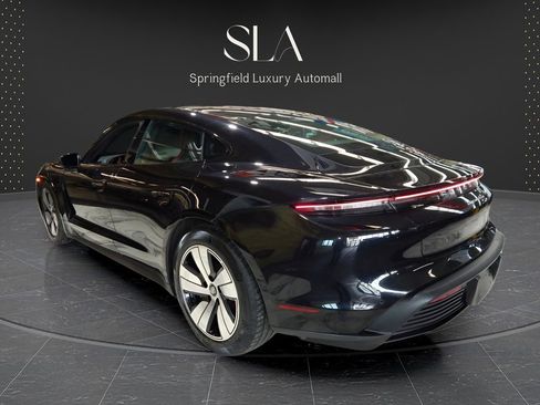 Used 2020 Porsche Taycan 4S image 9
