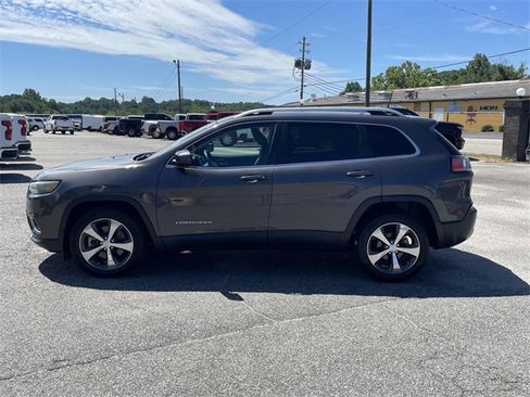 Used 2019 Jeep Cherokee Limited image 7