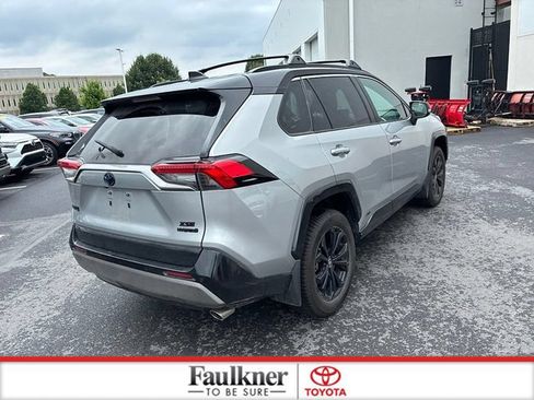 Used 2023 Toyota RAV4 XSE AWD/4WD image 9