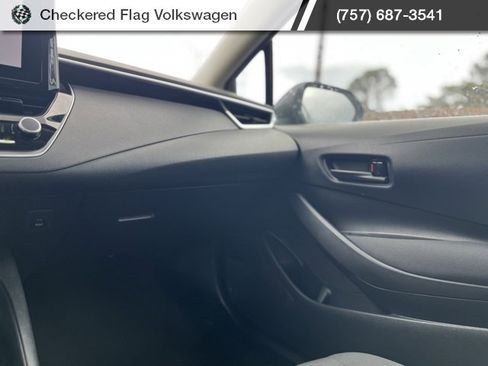 Used 2024 Toyota Corolla LE image 27