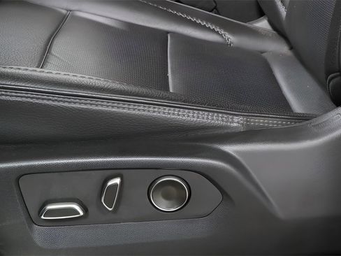 Used 2023 GMC Yukon Denali w/ Max Trailering Package image 21