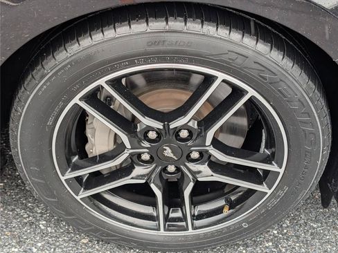 Used 2021 Ford Mustang GT w/ Equipment Group 301A RWD image 10